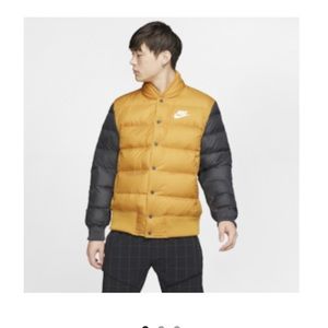Men’s Nike Down Fill Bomber Jacket -NWT